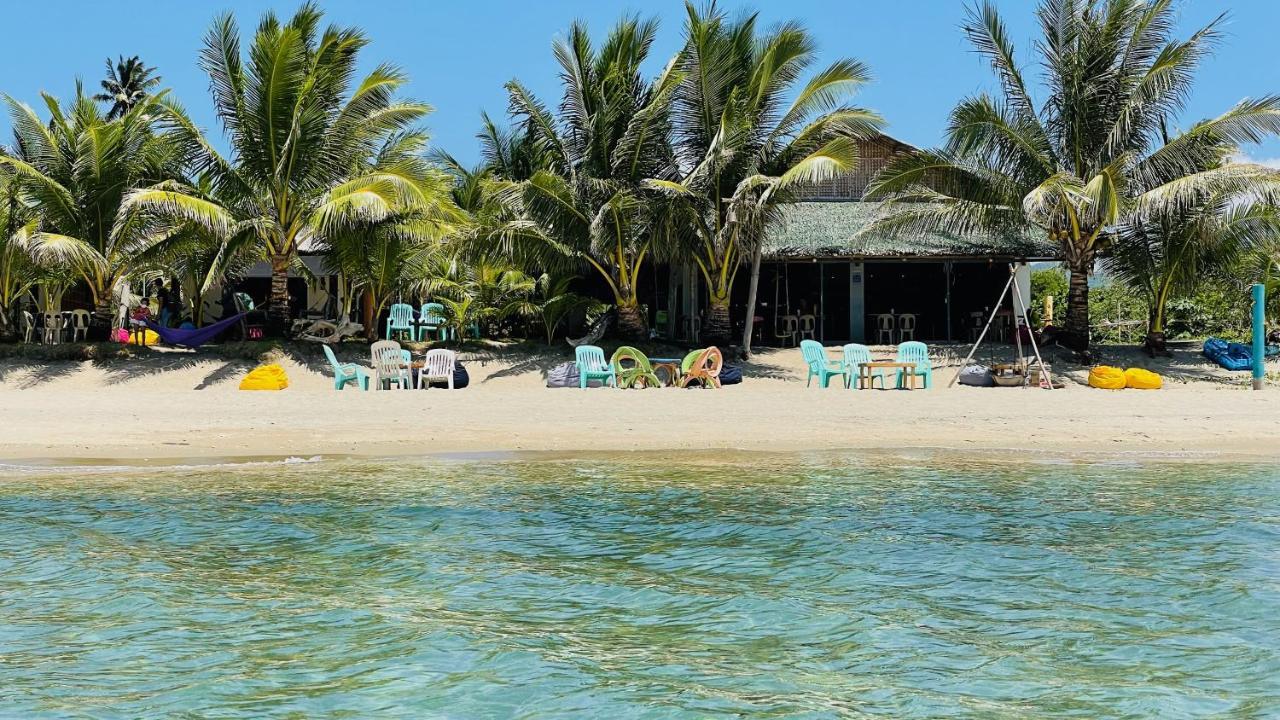 Footprints Beach Resort Agpudlos Exterior photo