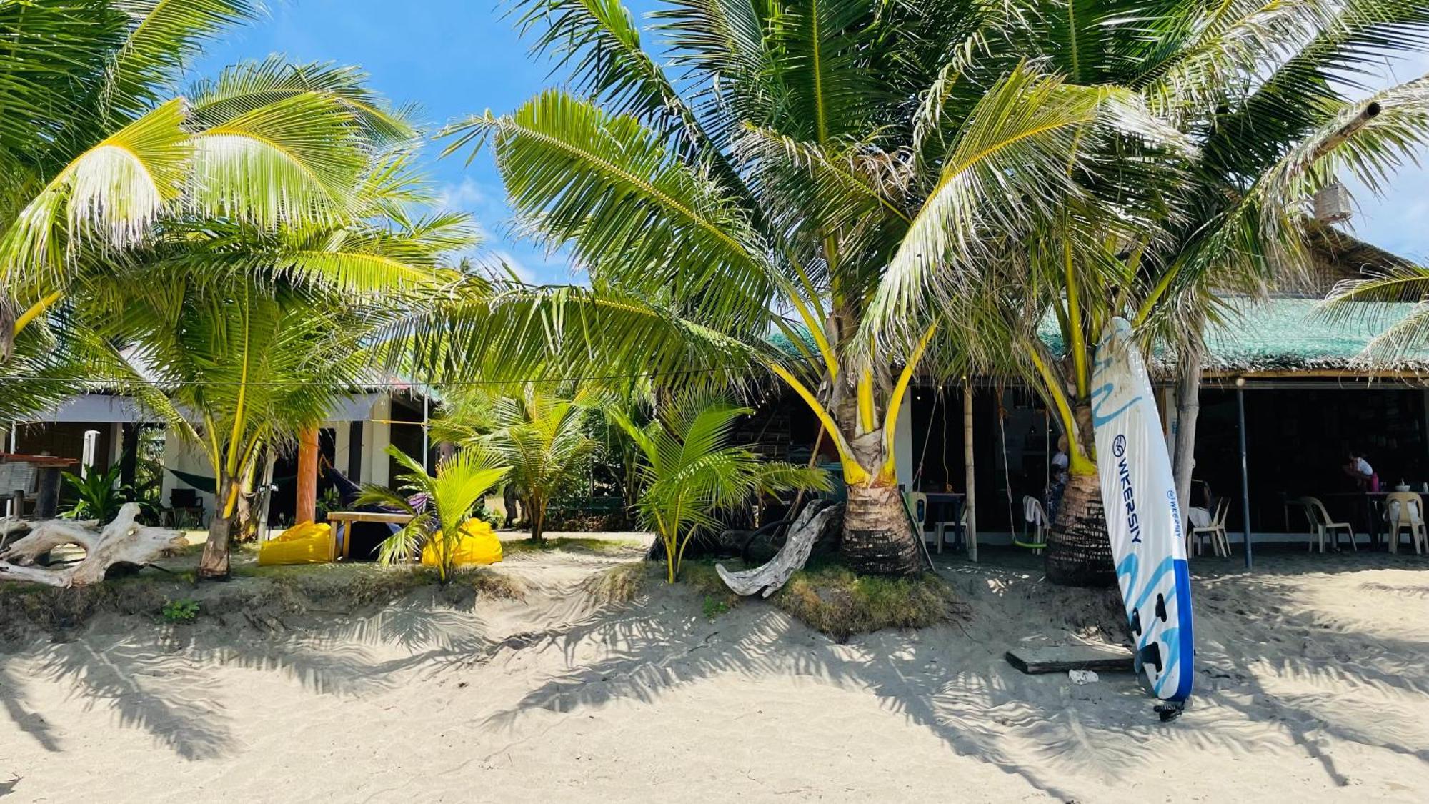 Footprints Beach Resort Agpudlos Exterior photo